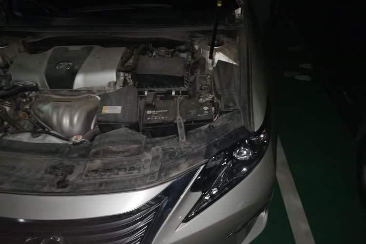Used Lexus ES 2015 200 Elite Edition Engine Bay Left
