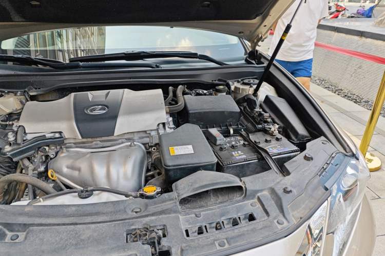 Used Lexus ES 2015 200 Elite Edition Engine Bay Left