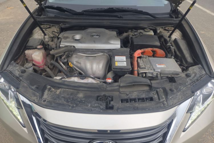 Used Lexus ES 2015 300h Comfort Edition Engine Bay