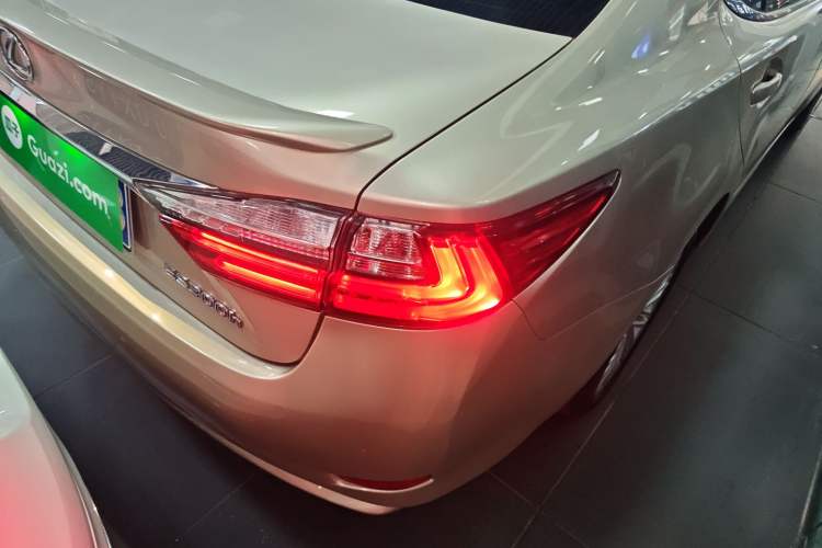 Used Lexus ES 2015 200 Elite Edition Exterior 6