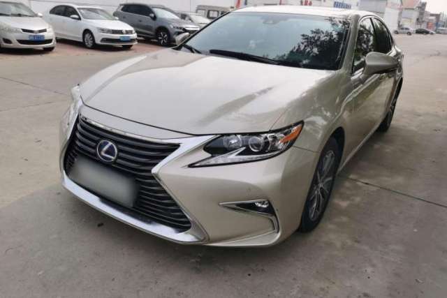 Used Lexus ES 2015 300h Comfort Edition