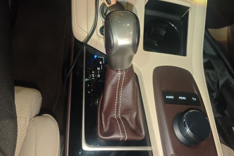 Used Lexus ES 2015 200 Elite Edition Gear Lever