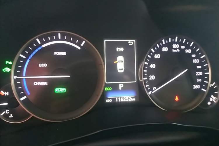 Used Lexus ES 2015 300h Comfort Edition Instrument Cluster