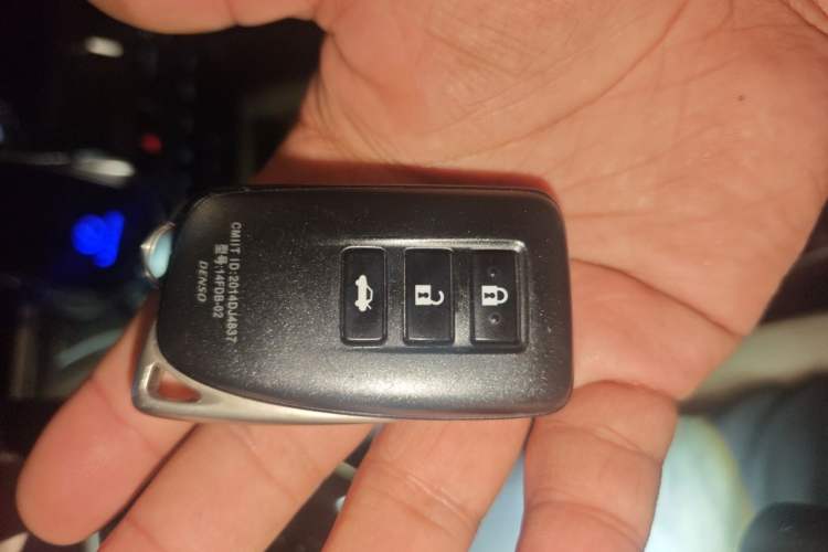 Used Lexus ES 2015 200 Elite Edition Interior 1