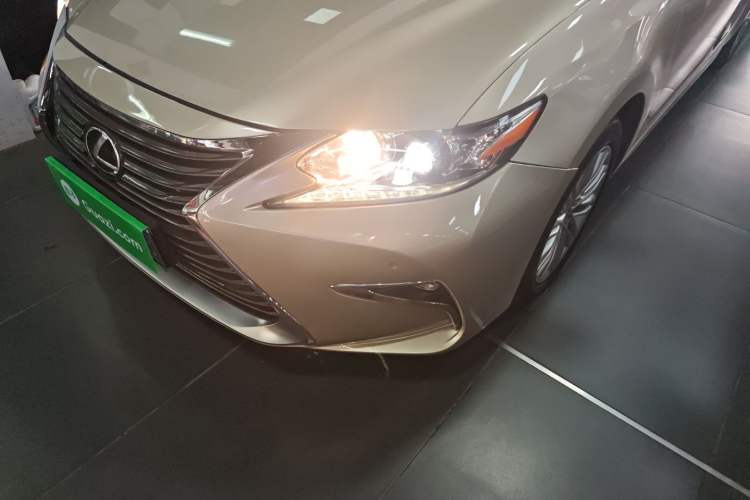 Used Lexus ES 2015 200 Elite Edition Left Front Headlight