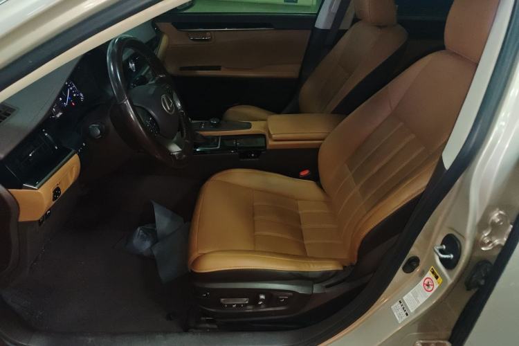 Used Lexus ES 2015 200 Elite Edition Left Front Seat