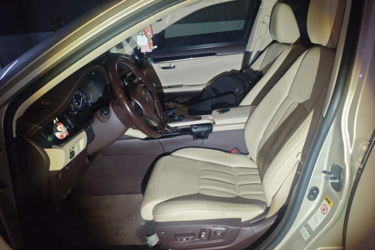 Used Lexus ES 2015 200 Elite Edition Left Front Seat