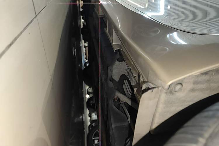 Used Lexus ES 2015 200 Elite Edition Left Side Sill