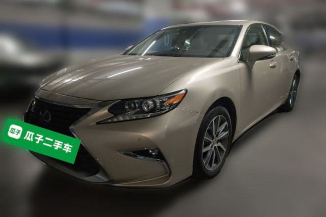 Used Lexus ES 2015 300h Luxury Edition
