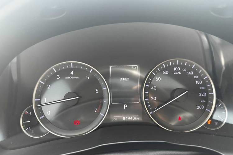 Used Lexus ES 2015 200 Elite Edition Odometer Close Up