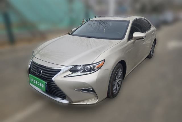 Used Lexus ES 2015 300h Comfort Edition