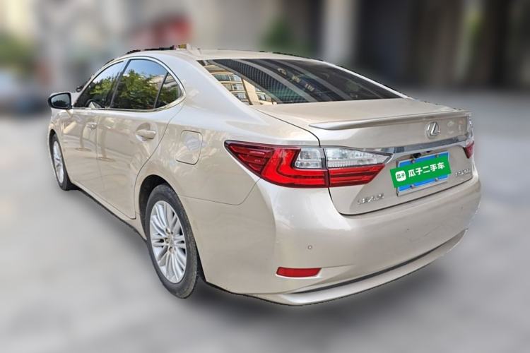Used Lexus ES 2015 200 Elite Edition Rear Left 45 Deg