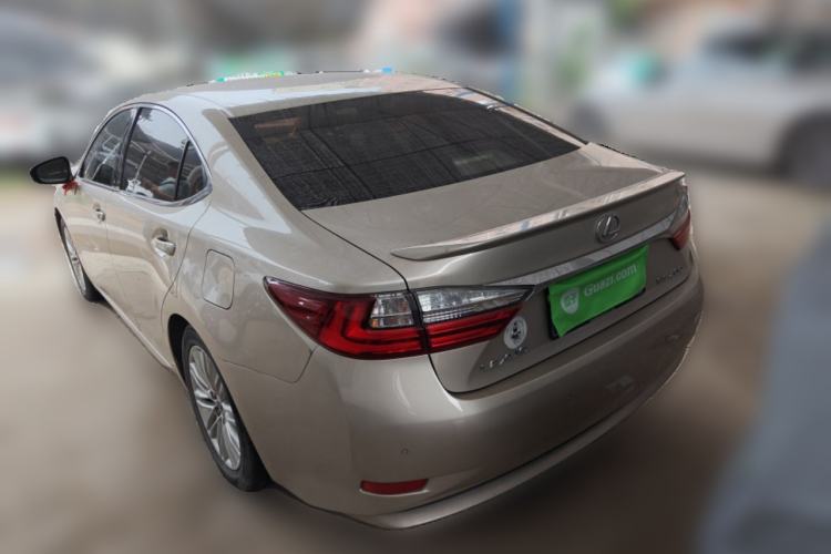 Used Lexus ES 2015 200 Elite Edition Rear Left 45 Deg