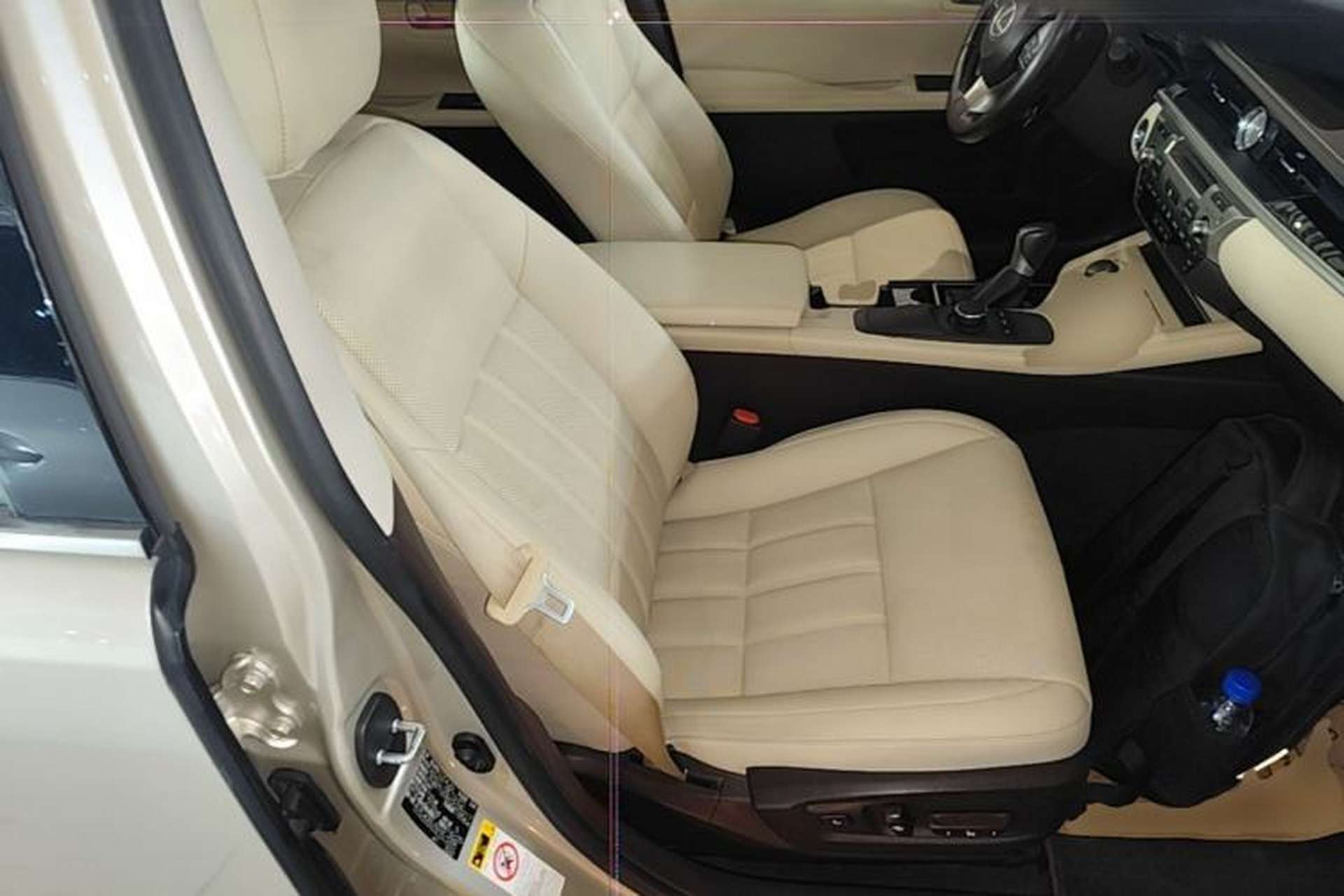 Used Lexus ES 2015 200 Elite Edition Right Front Seat