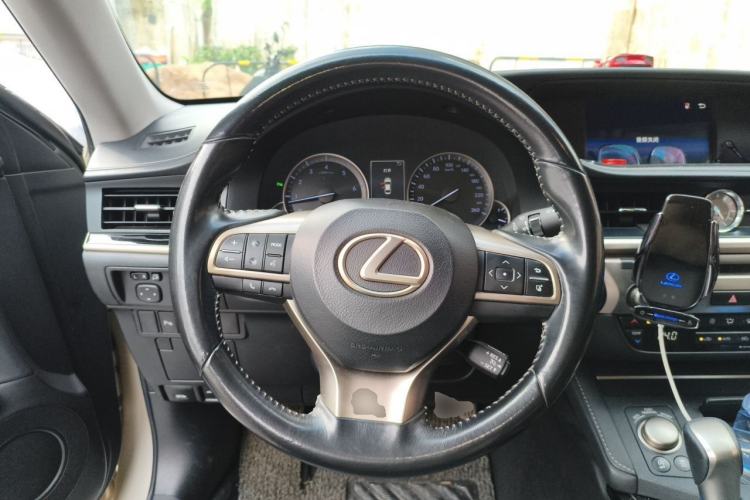 Used Lexus ES 2015 200 Elite Edition Steering Wheel