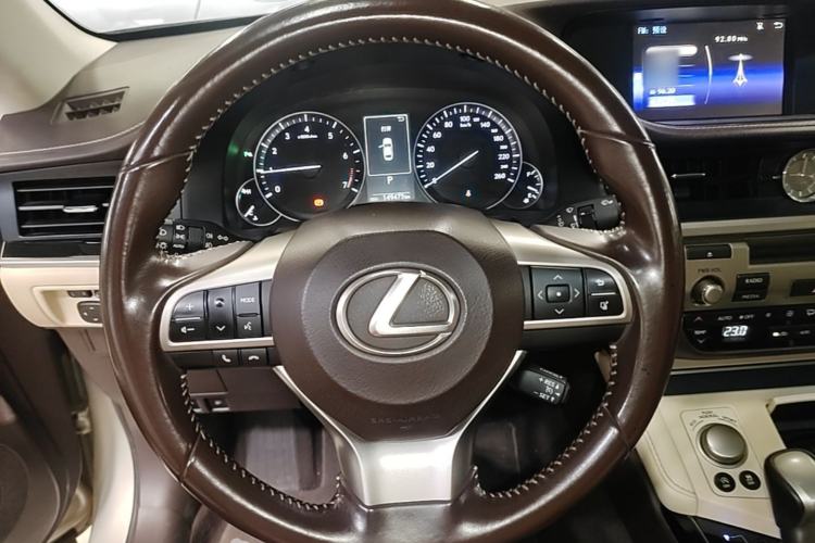 Used Lexus ES 2015 200 Elite Edition Steering Wheel