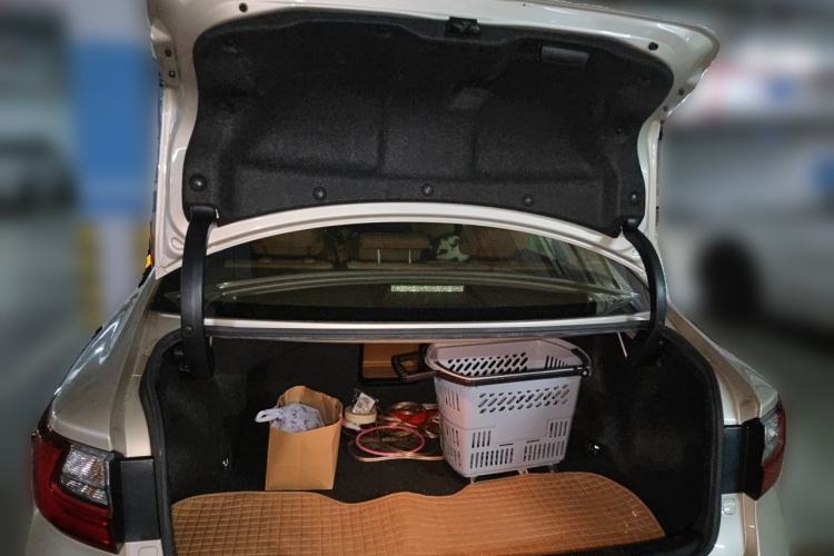 Used Lexus ES 2015 250 Elegant Edition Trunk