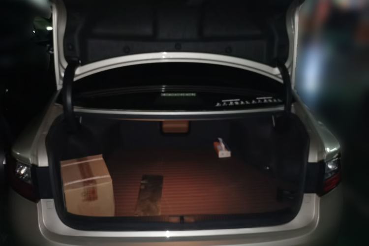 Used Lexus ES 2015 200 Elite Edition Trunk
