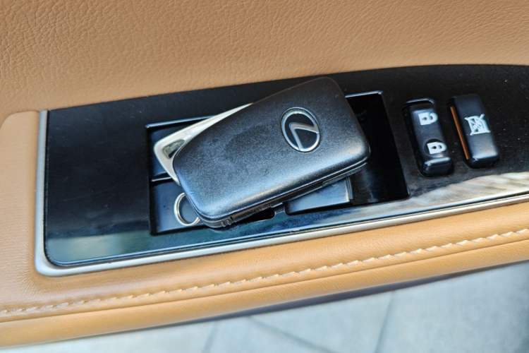 Used Lexus ES 2015 200 Elite Edition Vehicle Key