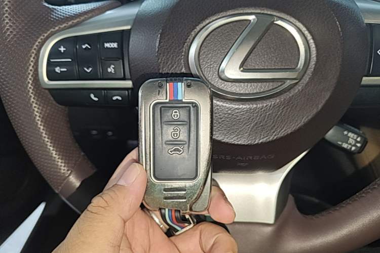 Used Lexus ES 2015 200 Elite Edition Vehicle Key