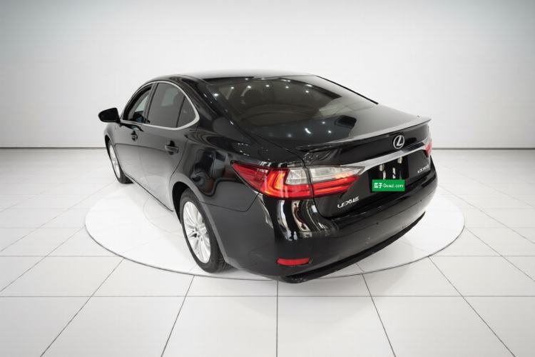 Used Lexus ES 2016 200 Midnight Special Limited Edition Exterior 2
