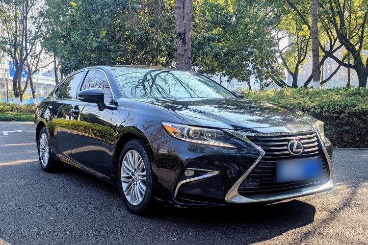 Used Lexus ES 2016 200 Midnight Special Limited Edition Exterior 2