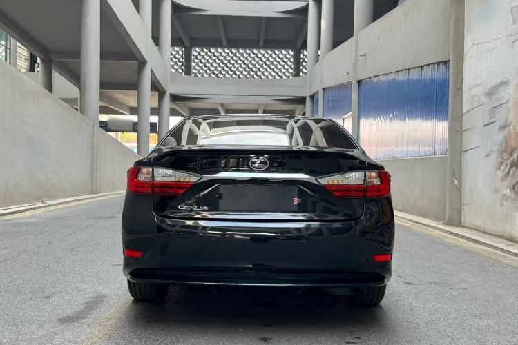 Used Lexus ES 2016 200 Midnight Special Limited Edition Exterior 4