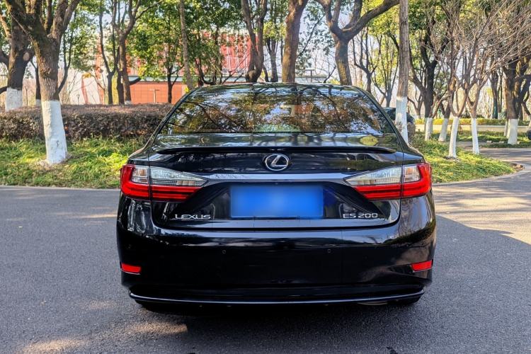 Used Lexus ES 2016 200 Midnight Special Limited Edition Exterior 4