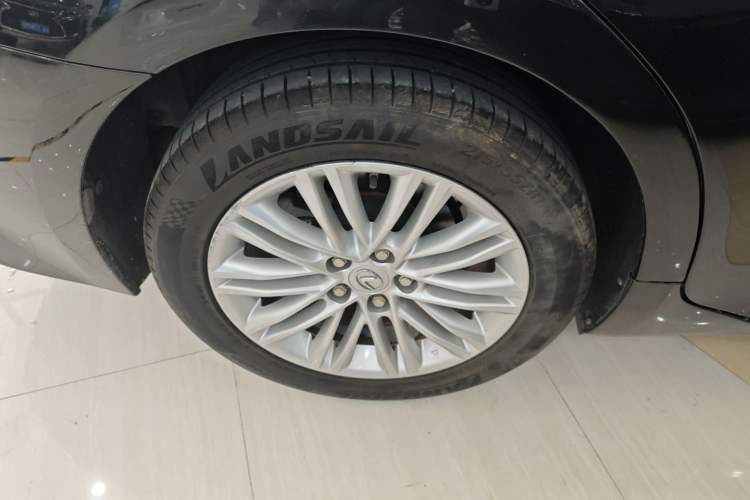 Used Lexus ES 2016 200 Midnight Special Limited Edition Exterior 5