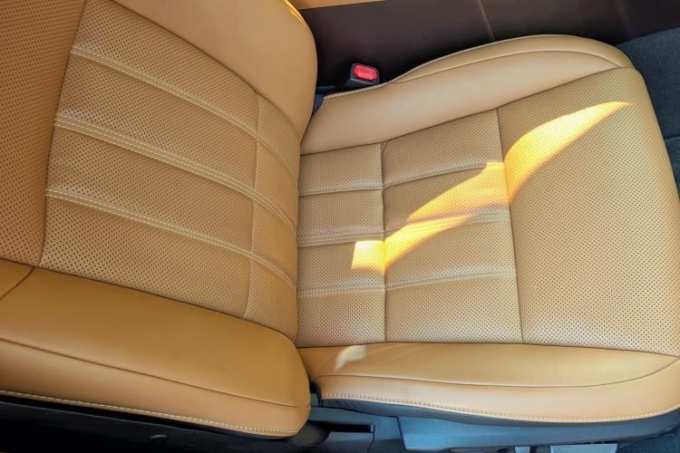Used Lexus ES 2016 200 Midnight Special Limited Edition Interior 5