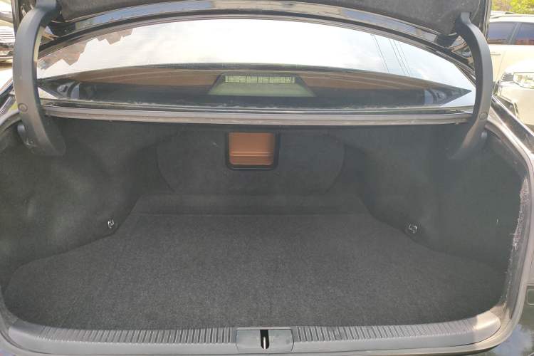 Used Lexus ES 2016 200 Midnight Special Limited Edition Trunk