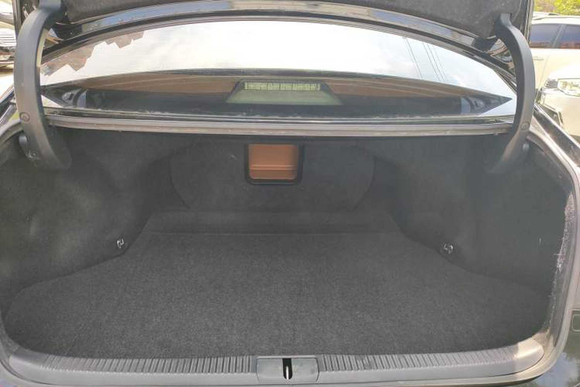 Used Lexus ES 2016 200 Midnight Special Limited Edition Trunk