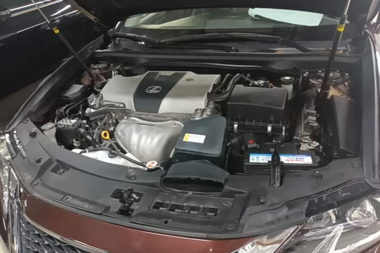 Used Lexus ES 2016 200 Midnight Special Limited Edition Engine Bay
