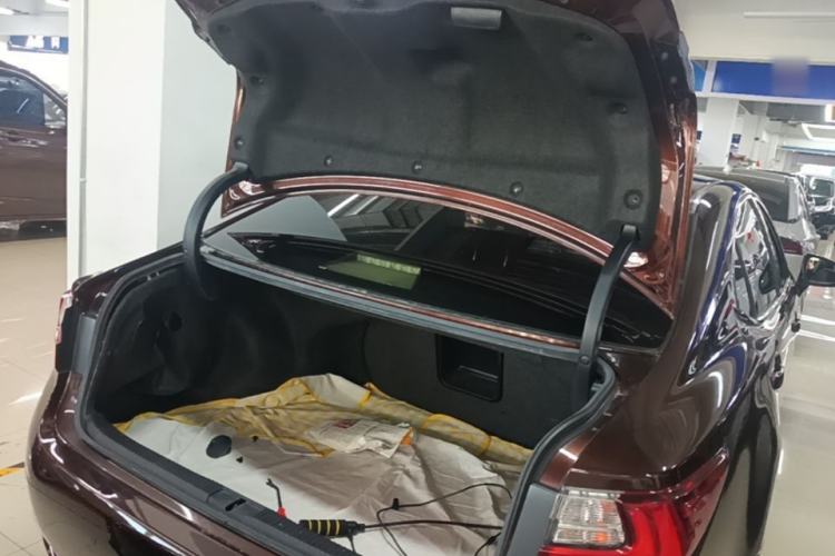 Used Lexus ES 2016 200 Midnight Special Limited Edition Trunk