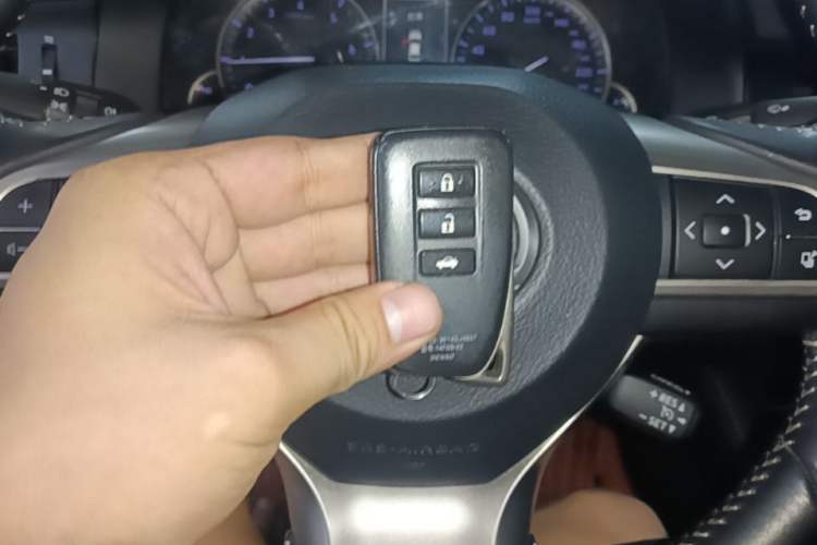 Used Lexus ES 2016 200 Midnight Special Limited Edition Vehicle Key