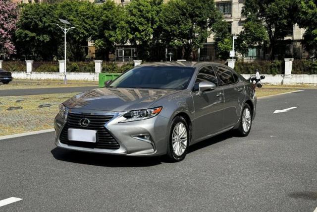 Used Lexus ES 2016 200 Midnight Special Limited Edition
