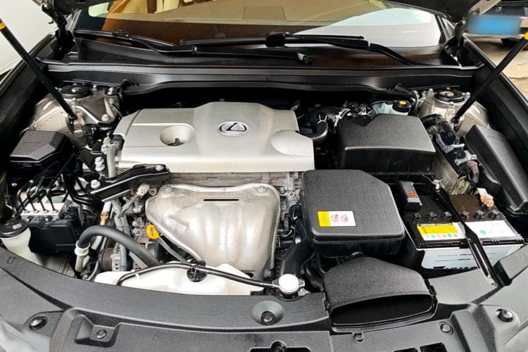 Used Lexus ES 2016 250 Midnight Special Limited Edition Engine Bay