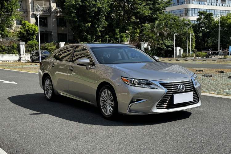 Used Lexus ES 2016 200 Midnight Special Limited Edition Exterior 2