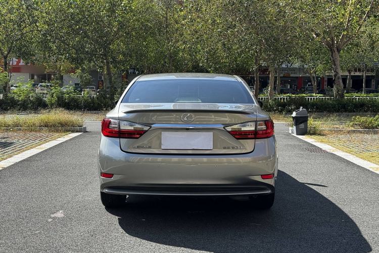 Used Lexus ES 2016 200 Midnight Special Limited Edition Exterior 4