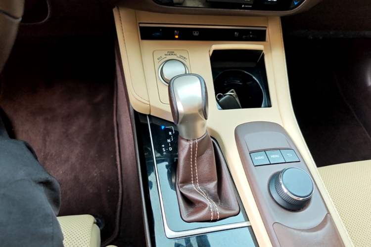 Used Lexus ES 2016 250 Midnight Special Limited Edition Gear Lever
