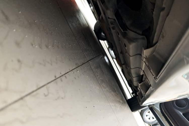 Used Lexus ES 2016 250 Midnight Special Limited Edition Right Side Sill