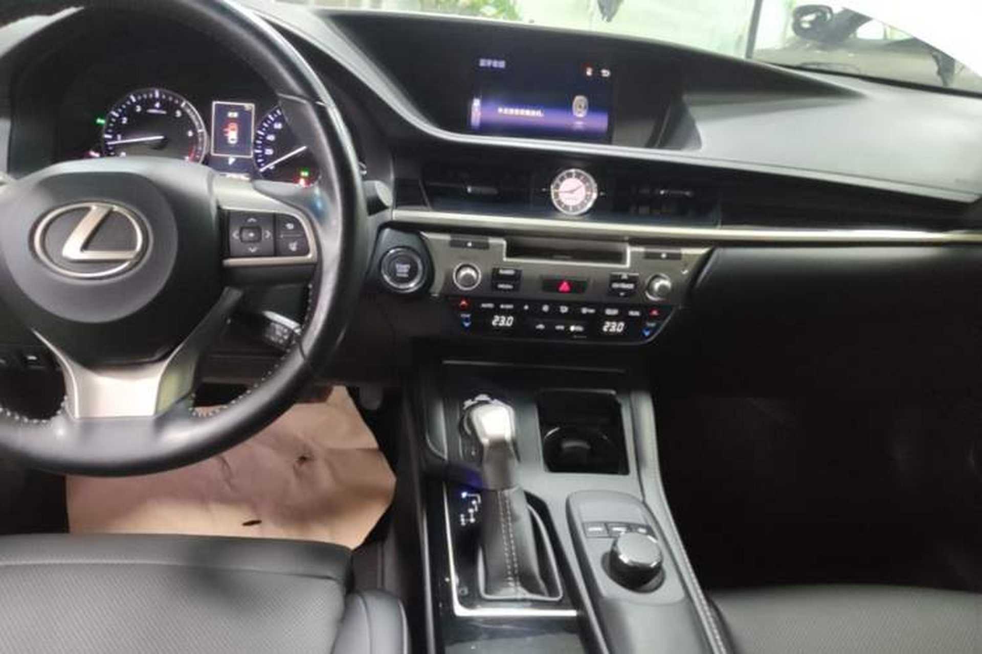 Used Lexus ES 2016 200 Midnight Special Limited Edition Audio And AC Panel