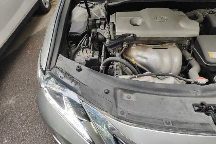 Used Lexus ES 2016 250 Midnight Special Limited Edition Engine Bay Right