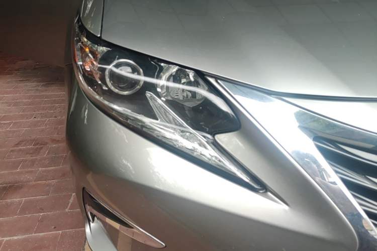 Used Lexus ES 2016 250 Midnight Special Limited Edition Right Front Headlight