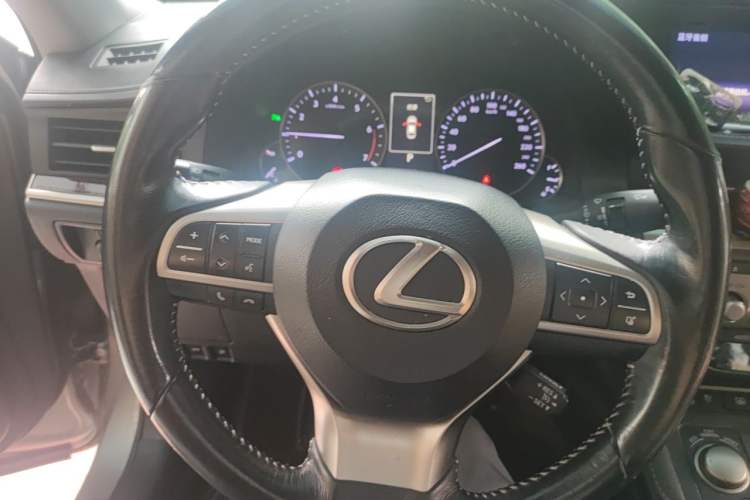 Used Lexus ES 2016 250 Midnight Special Limited Edition Steering Wheel