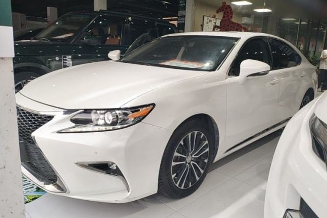 Used Lexus ES 2016 200 Midnight Special Limited Edition