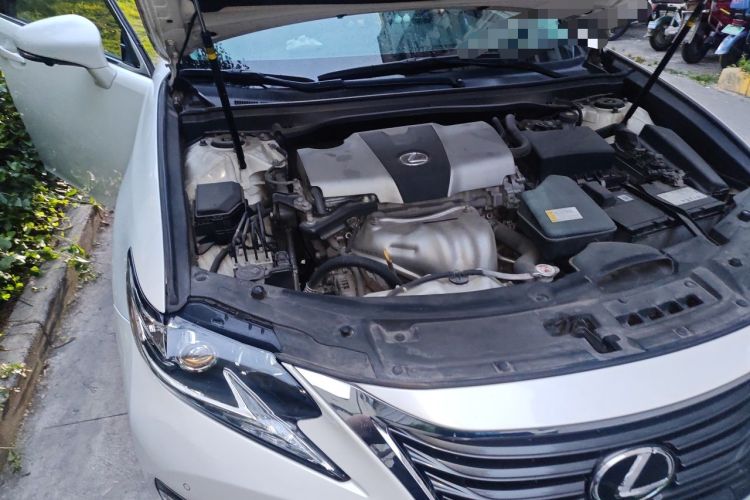 Used Lexus ES 2016 200 Midnight Special Limited Edition Engine Bay Right
