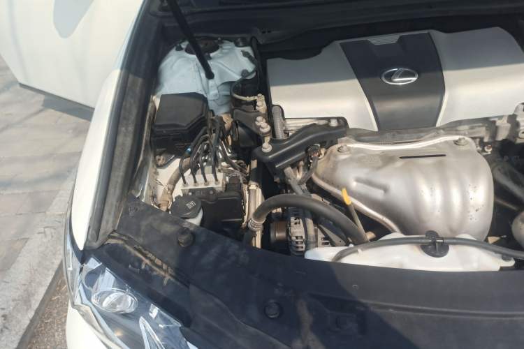 Used Lexus ES 2016 200 Midnight Special Limited Edition Engine Bay Right