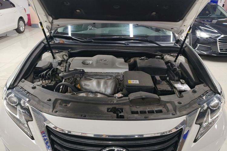 Used Lexus ES 2016 250 Midnight Special Limited Edition Engine Bay