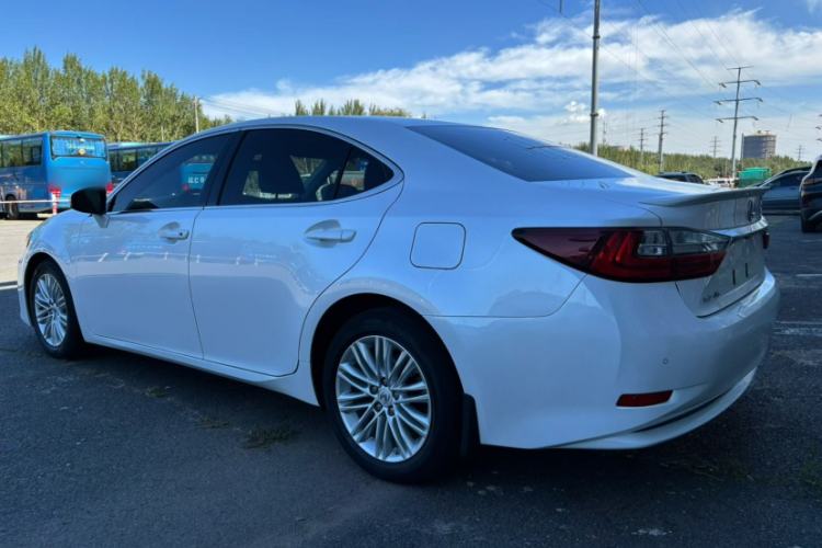 Used Lexus ES 2016 200 Midnight Special Limited Edition Exterior 2
